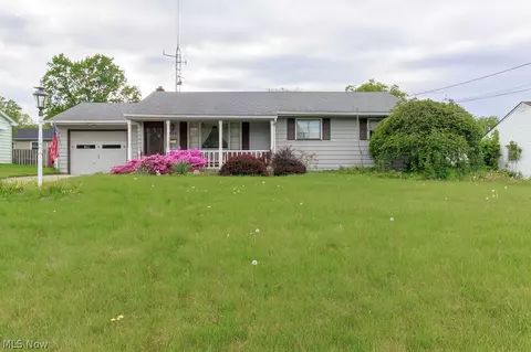 1014 Kirwan Dr, Youngstown, OH 44515