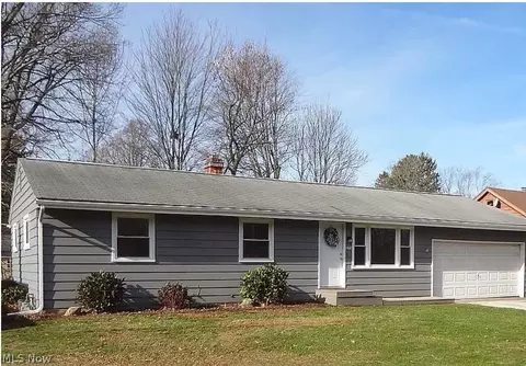 1402 Bennett Rd, Madison, OH 44057