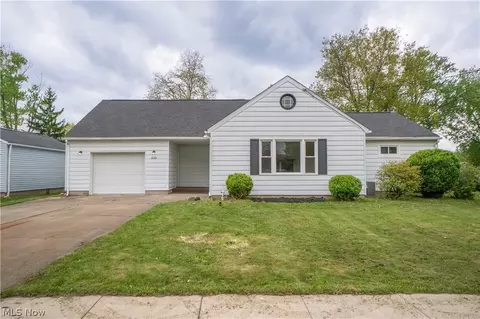 636 Page St, Ravenna, OH 44266