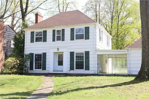 3630 Fenley Rd, Cleveland Heights, OH 44121