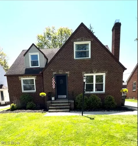 21779 Eaton Rd, Fairview Park, OH 44126