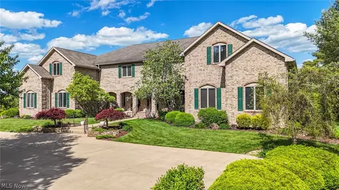 1602 Glendale Rd #3, Marietta, OH 45750