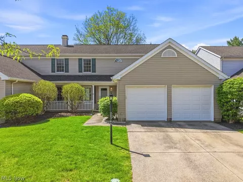 20745 Sun Meadow Trl, Strongsville, OH 44149
