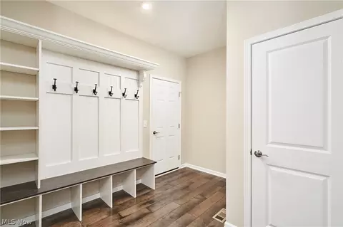 Entry Way - 2476 Seton Dr, Avon, OH 44011 photo 2 of 2