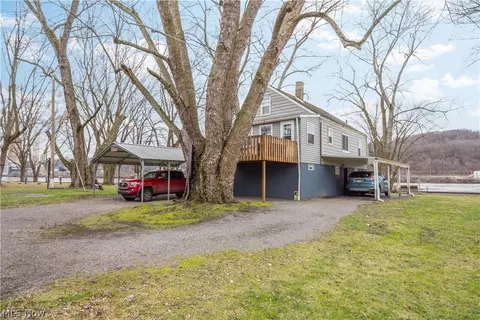 200 Moscow Rd, New Cumberland, WV 26047
