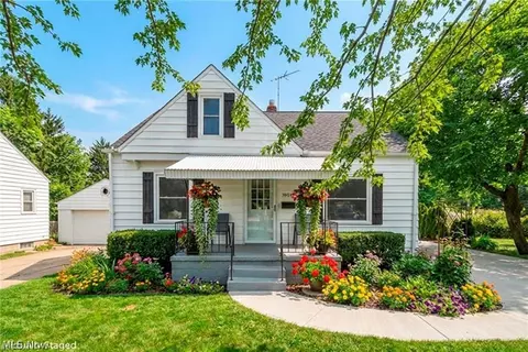 30646 Lorain Rd, North Olmsted, OH 44070