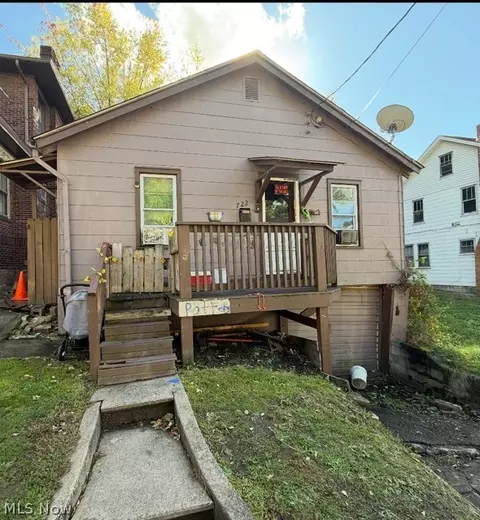 722 Bradshaw Ave, East Liverpool, OH 43920