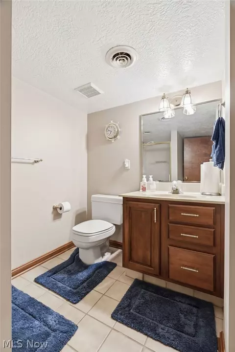 Bath - 5133 Seaview Cir NW, Canton, OH 44708 photo 3 of 3