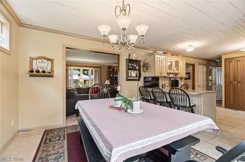 Dining - 5133 Seaview Cir NW, Canton, OH 44708 photo 2 of 2