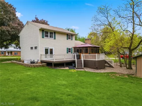 Exterior - 5133 Seaview Cir NW, Canton, OH 44708 photo 6 of 6