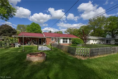 Exterior - 1920 Dover Ave, Dover, OH 44622 photo 2 of 6