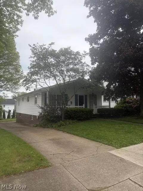852 Phillips Rd NE, Massillon, OH 44646