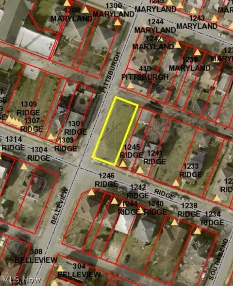 1247 Ridge Ave, Steubenville, OH 43952