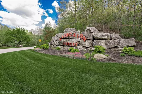 3540 W Galloway Dr, Richfield, OH 44286