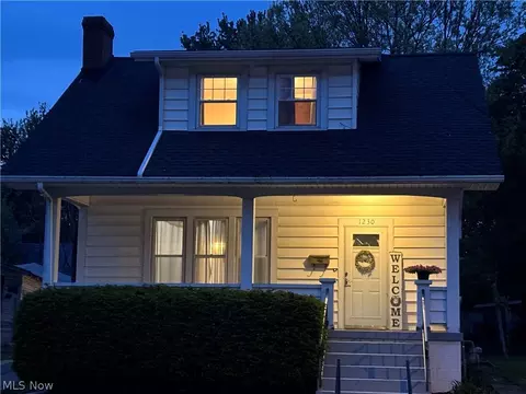1230 Maple St, Salem, OH 44460