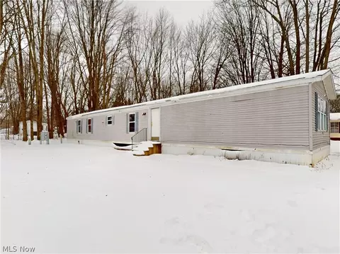 3651 Austin Rd #N12, Geneva, OH 44041