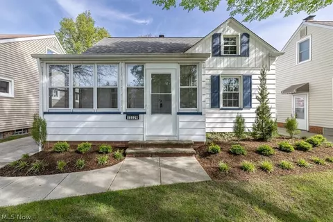 12329 Darlington Ave, Garfield Heights, OH 44125