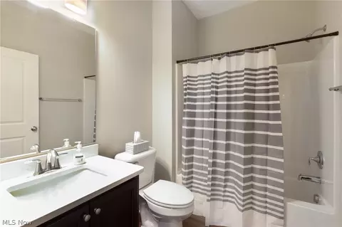 Bath - 215 Silver Spring Cir, Elyria, OH 44035 photo 2 of 2