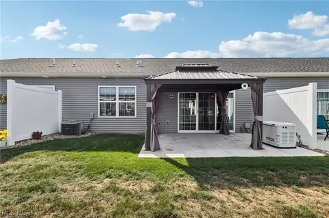 Exterior - 215 Silver Spring Cir, Elyria, OH 44035 photo 4 of 6