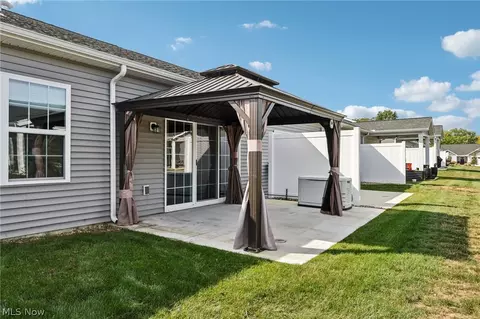 Exterior - 215 Silver Spring Cir, Elyria, OH 44035 photo 5 of 6