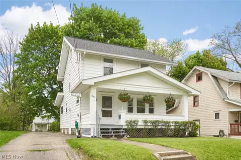 1141 Linden Ave, Akron, OH 44310