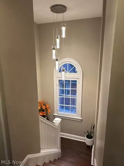 Entry Way - 132 Jennette Dr, Boardman, OH 44512 photo 6 of 6
