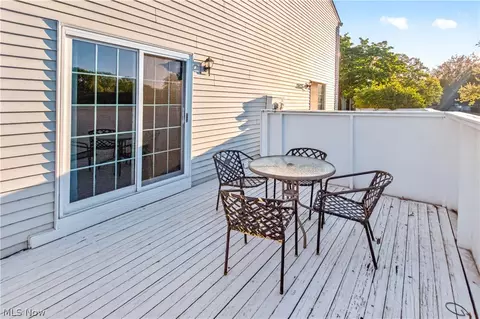 Exterior - 17522 Independence Ct #3C, Brook Park, OH 44142 photo 6 of 6