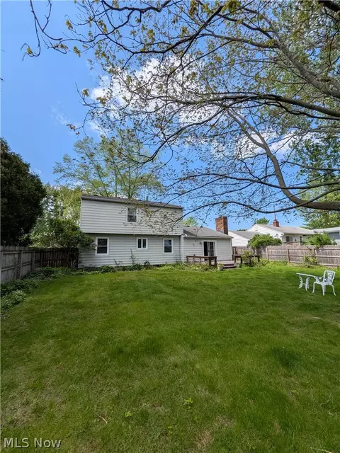 1161 Gulf Rd, Elyria, OH 44035 photo 5