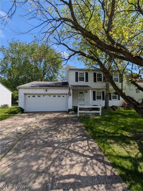 1161 Gulf Rd, Elyria, OH 44035