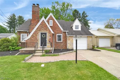 955 Maumee Ave, Mansfield, OH 44906