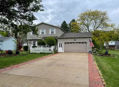 4943 Lynn St, Boardman, OH 44512 photo 2