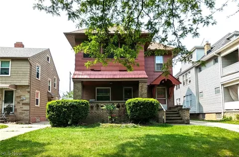 17812 E Park Dr, Cleveland, OH 44119