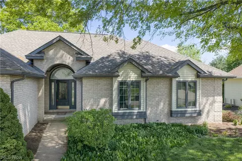 1453 3rd St SE, New Philadelphia, OH 44663