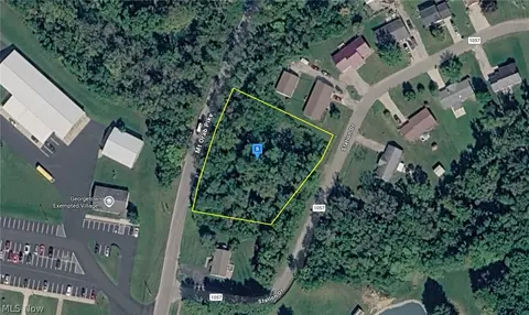 37 Station Dr, Georgetown, OH 45121