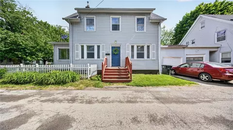 135 Byers Ave, Akron, OH 44302