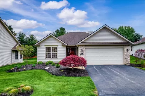 1190 Orchard Bend Dr, Salem, OH 44460