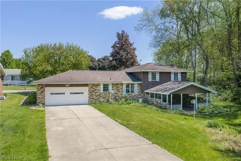 Other - 1424 Oak St, Dover, OH 44622 photo 2 of 9