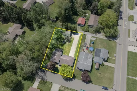 View/Area - 1424 Oak St, Dover, OH 44622 photo 1 of 1