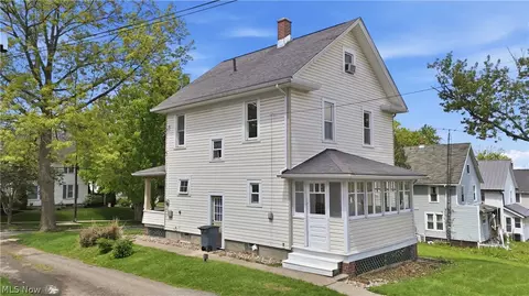 Exterior - 707 Eastern Ave, Ashland, OH 44805 photo 3 of 3