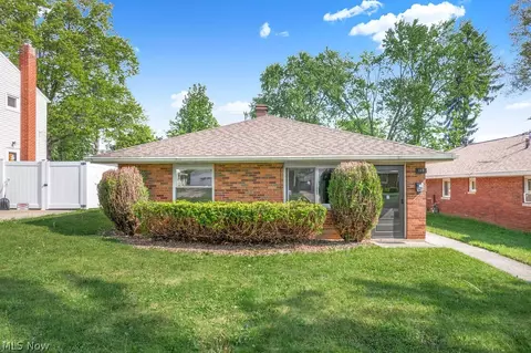 117-119 Filmore Ave, Cuyahoga Falls, OH 44221