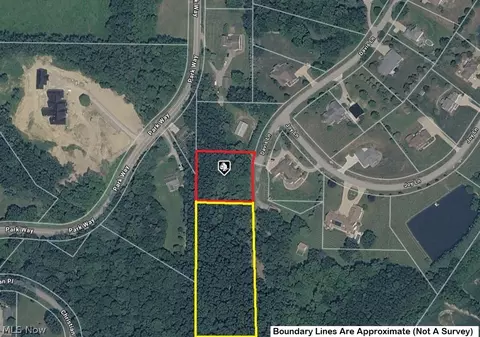 16703 Davis Dr, East Liverpool, OH 43920