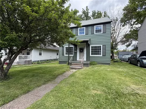 457 Taylor St, Zanesville, OH 43701