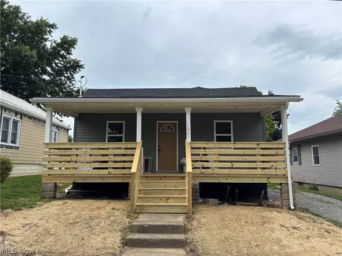 1021 Clay St, Zanesville, OH 43701