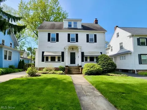 3144 Berkshire Rd, Cleveland Heights, OH 44118