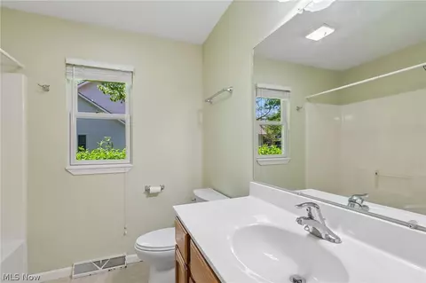 4377 Stonegate Dr, Ashtabula, OH 44004 photo 22