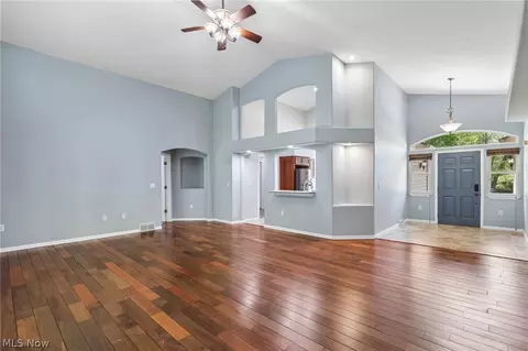 4377 Stonegate Dr, Ashtabula, OH 44004 photo 8