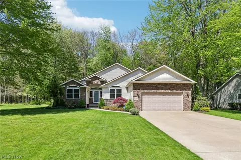 4377 Stonegate Dr, Ashtabula, OH 44004 photo 4