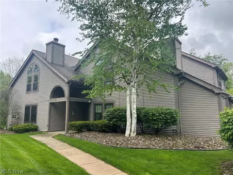 4056 Saint Andrews Ct #1, Canfield, OH 44406