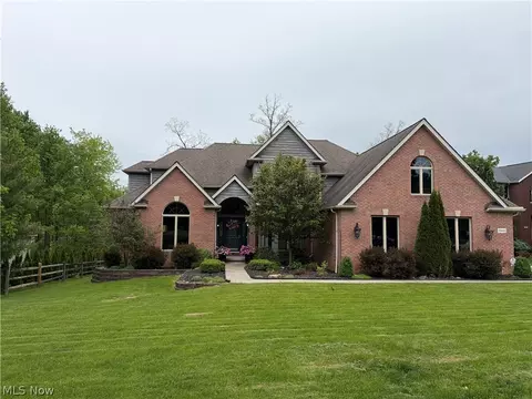 19443 Rye Gate Dr, North Royalton, OH 44133