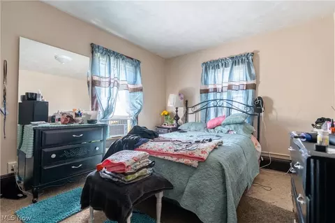 Bedroom - 206 Ingram Ave SW, Canton, OH 44710 photo 3 of 6